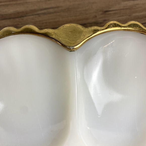 Golden Shell Deviled Egg Server Plate Anchor Hocking Milk Glass Gold Trim - Picture 8 of 10
